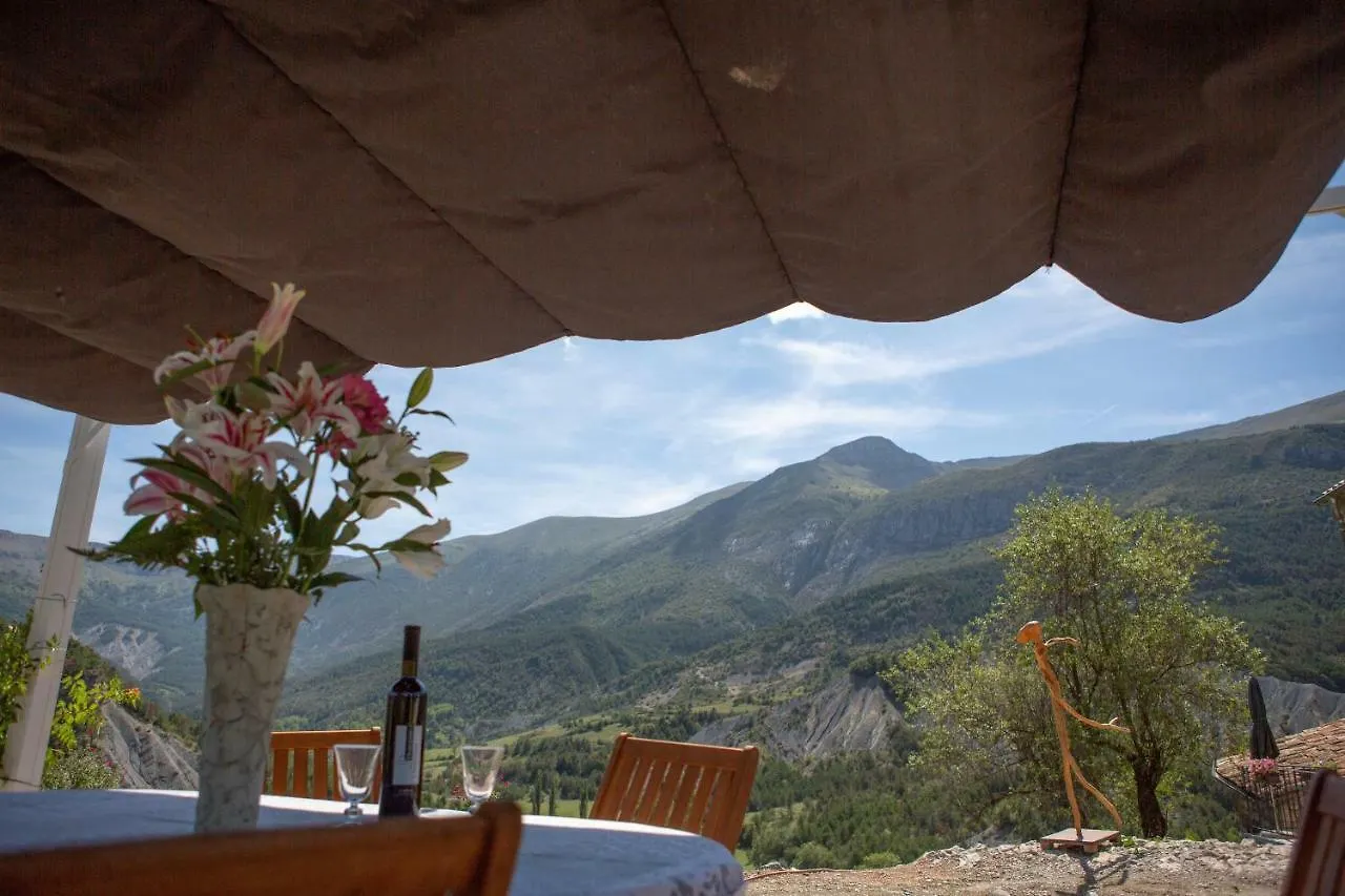 Guest house Gaia, Maison D'Hotes Verdon, Vue Feerique Blieux